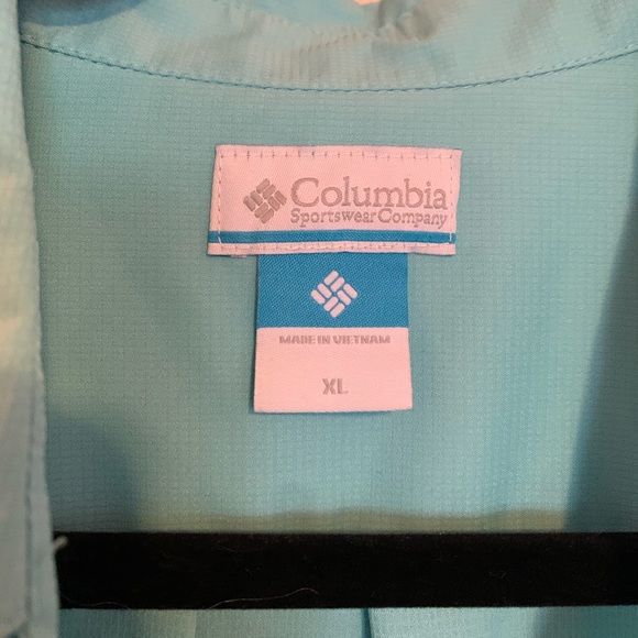 Columbia long sleeve button up shirt NWOT - Picture 2 of 4